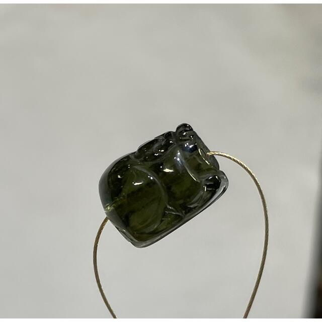 印象のデザイン 厳選!最高グレード!宝石質モルダバイト貔貅 ブレスレット用 貫通穴あり 本物保証 ブレスレット/バングル 印象のデザイン 厳選!最高グレード!宝石質モルダバイト貔貅 ブレスレット用 貫通穴あり 本物保証 ブレスレット/バングル
