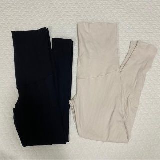 ユニクロ(UNIQLO)のユニクロ　マタニティ　リブ　レギンス　ブラック、オフホワイト　セット(マタニティタイツ/レギンス)