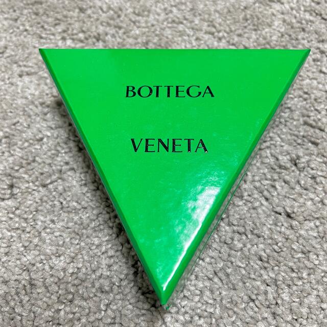 Bottega Veneta(ボッテガヴェネタ)の正規品　ボッテガ　ピアス　フォールド レディースのアクセサリー(ピアス)の商品写真