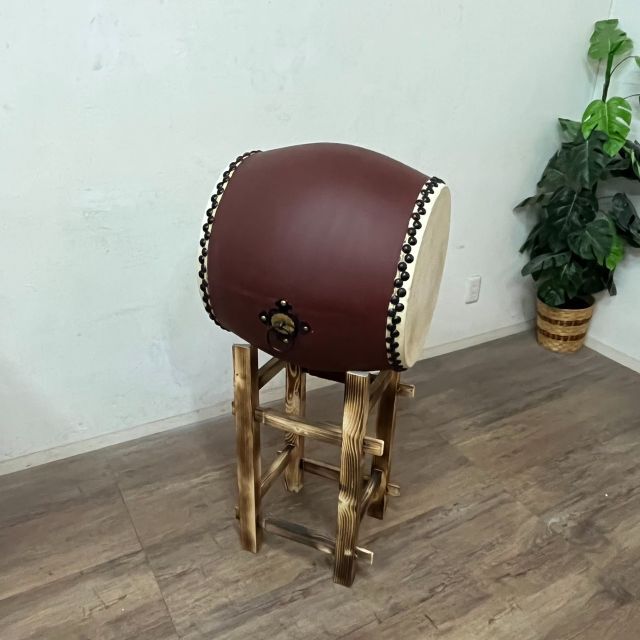 【新品・未使用】 牛革 和太鼓 1.2尺・バチ付き・台付き 祭り