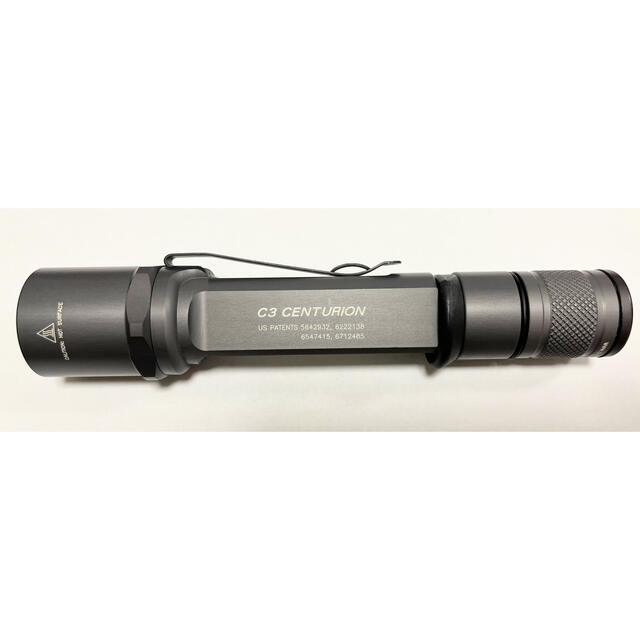 SUREFIRE(シュアファイア)の純正LED SUREFIRE C3 CENTURION  スポーツ/アウトドアのアウトドア(ライト/ランタン)の商品写真