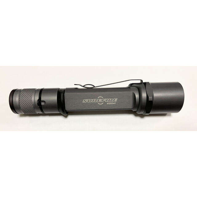 SUREFIRE(シュアファイア)の純正LED SUREFIRE C3 CENTURION  スポーツ/アウトドアのアウトドア(ライト/ランタン)の商品写真