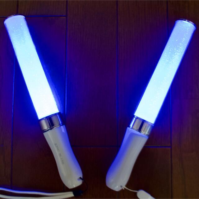 【キンブレ比較有】LED ペンライト 15色 2本 エンタメ/ホビーの声優グッズ(ペンライト)の商品写真