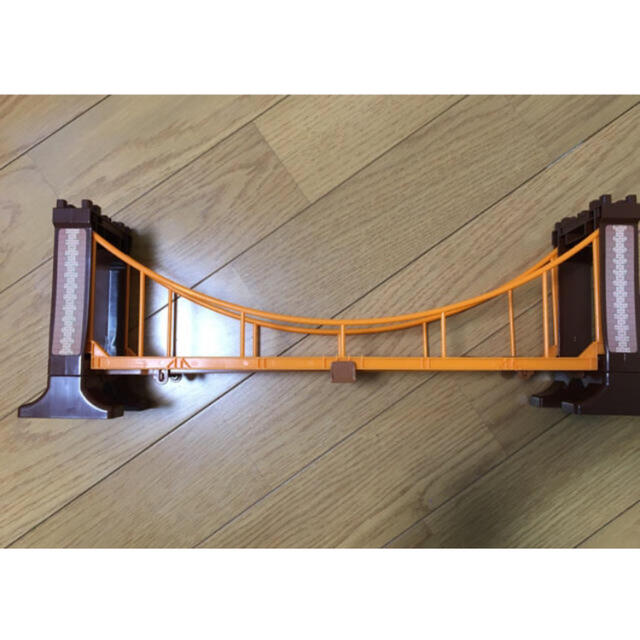Takara Tomy(タカラトミー)のトーマス　プラレール　ぐらぐらつり橋 エンタメ/ホビーのおもちゃ/ぬいぐるみ(鉄道模型)の商品写真