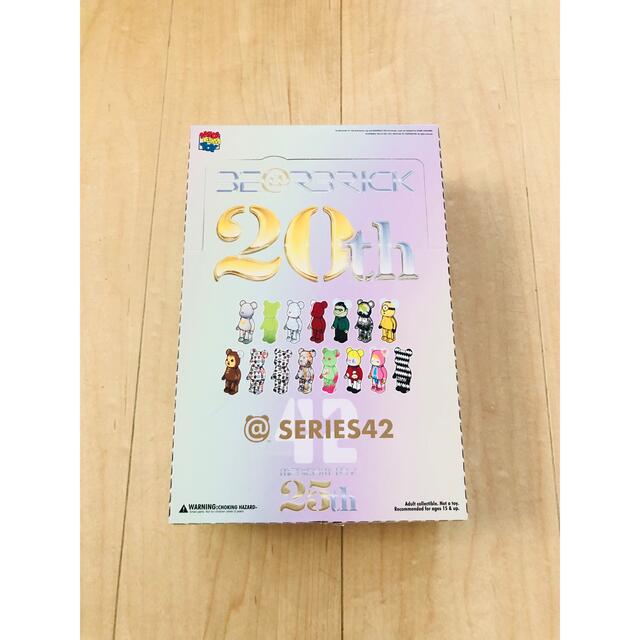 MEDICOM TOY(メディコムトイ)のベアブリック シリーズ42 ボックス be@rbrick box エンタメ/ホビーのフィギュア(その他)の商品写真