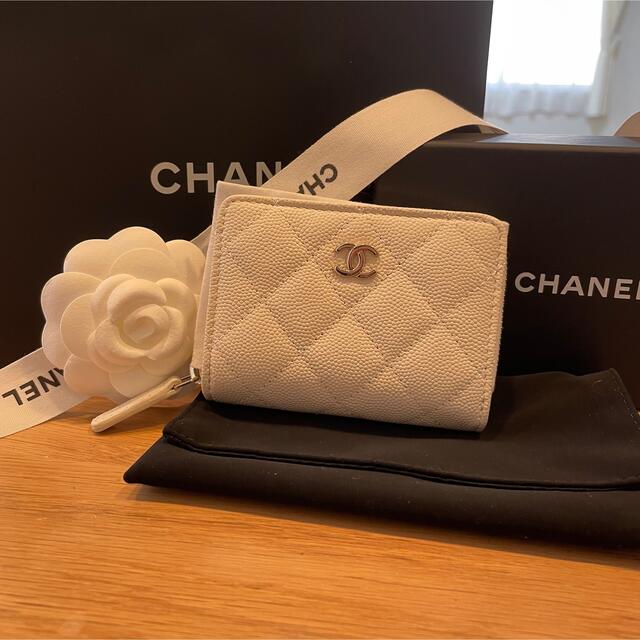 早い者勝ち！CHANEL2点がたった18000円で販売します！