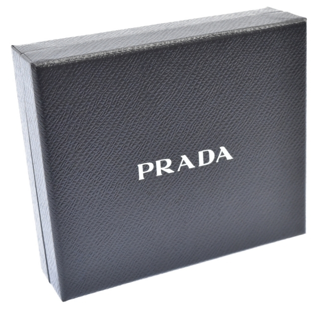 PRADA プラダ 二つ折り財布