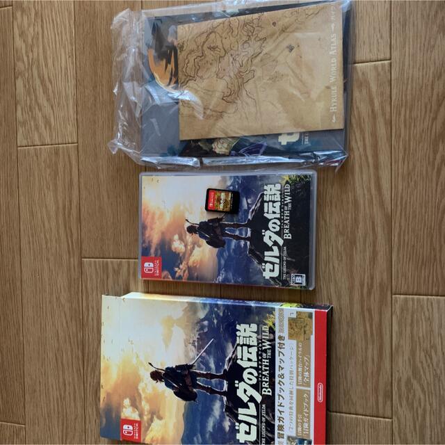 任天堂(ニンテンドウ)のゼルダの伝説 ブレス オブ ザ ワイルド ～冒険ガイドブック＆マップ付き～（数量 エンタメ/ホビーのゲームソフト/ゲーム機本体(家庭用ゲームソフト)の商品写真