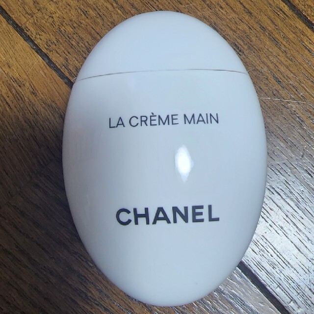 CHANEL(シャネル)のCHANEL LA CREME MAIN コスメ/美容のボディケア(ハンドクリーム)の商品写真