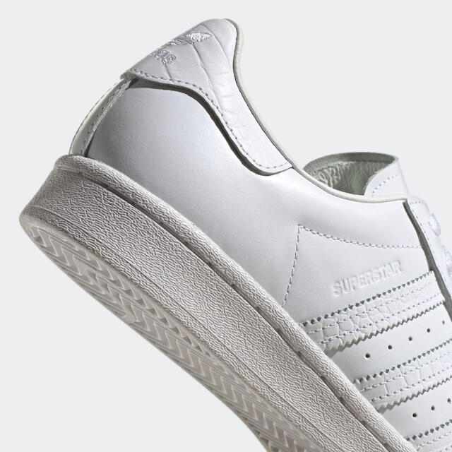 adidas(アディダス)のSUPERSTAR BEAMS アディダス  adidas GZ3096 レディースの靴/シューズ(スニーカー)の商品写真