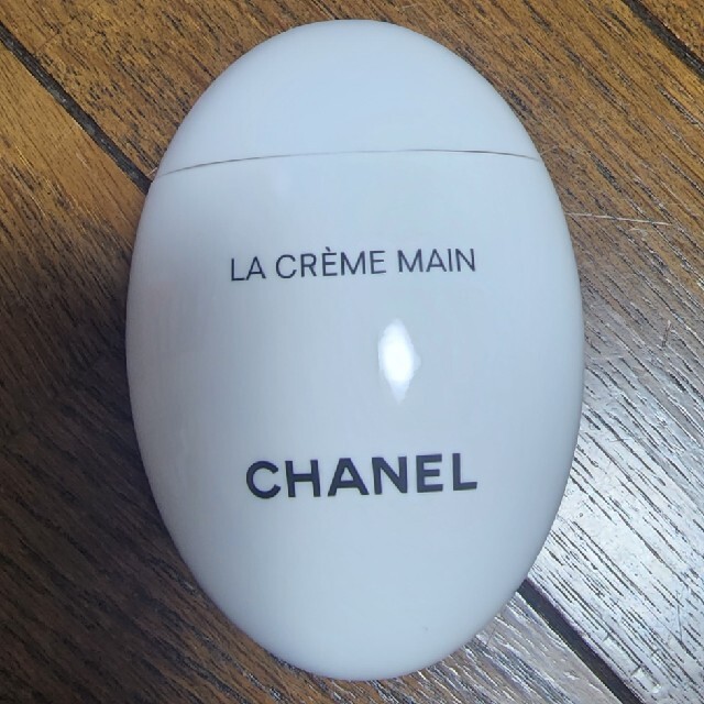 CHANEL(シャネル)のCHANEL LA CREME MAIN コスメ/美容のボディケア(ハンドクリーム)の商品写真