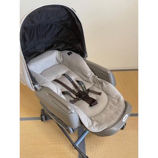 コンビ(combi)の★専用　コンビ ホワイトレーベル ネムリラ AUTO SWING(ベビーベッド)