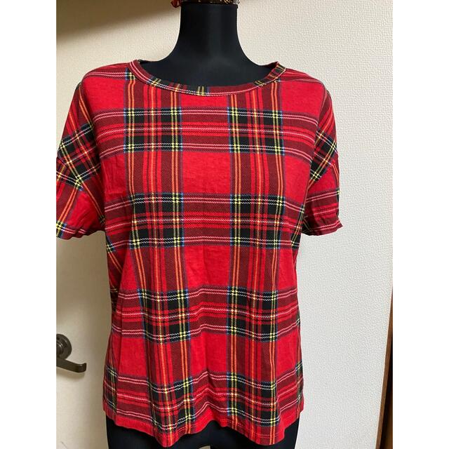ZARA(ザラ)の美品　ZARA チェック柄Tシャツサイズ9号あたり赤チェック レディースのトップス(Tシャツ(半袖/袖なし))の商品写真