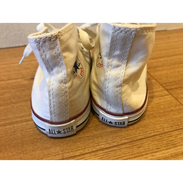 CONVERSE(コンバース)のコンバース 15cmハイカット　白 キッズ/ベビー/マタニティのキッズ靴/シューズ(15cm~)(スニーカー)の商品写真