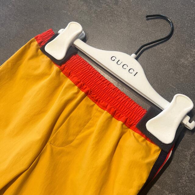 Gucci(グッチ)のGUCCI グッチ　パンツ　ベビー　新品　24m キッズ/ベビー/マタニティのキッズ服男の子用(90cm~)(パンツ/スパッツ)の商品写真