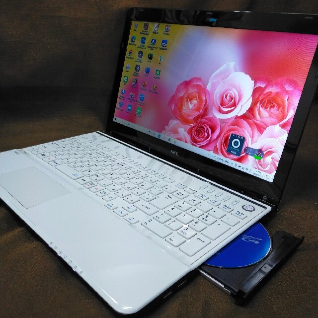 高スペック/爆速4コア i7/新品高速 SSD/ブルーレイ/ノートパソコン