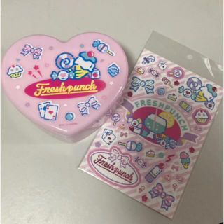 サンリオ(サンリオ)のフレッシュパンチ☆チェストとシールのセット(小物入れ)