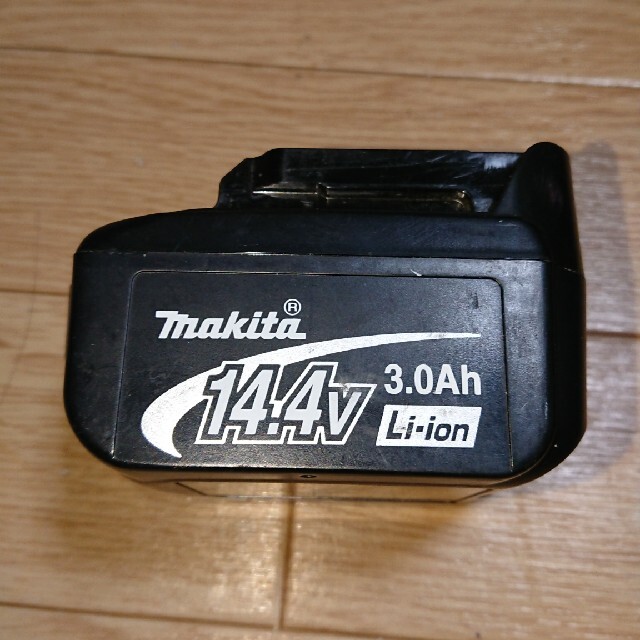 マキタ 充電式バッテリー 14.4V 3.0A