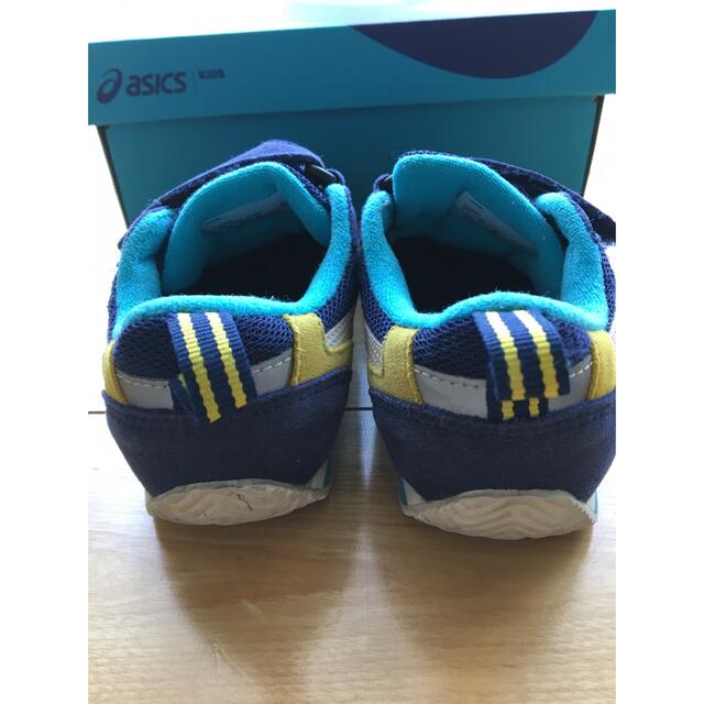 asics(アシックス)のアシックス　スニーカー　17.5㎝　キッズ　男の子　保育園　幼稚園 キッズ/ベビー/マタニティのキッズ靴/シューズ(15cm~)(スニーカー)の商品写真