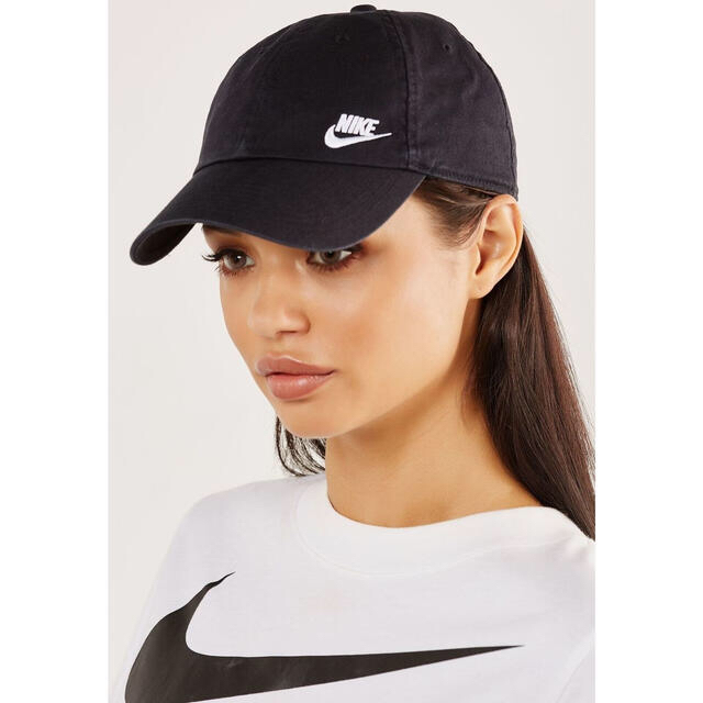 NIKE(ナイキ)の【新品】NIKE W NSW H86 FUTURA CLASSIC CAP レディースの帽子(キャップ)の商品写真