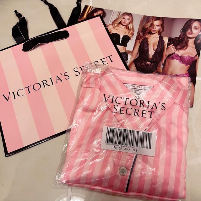 Victoria's Secret(ヴィクトリアズシークレット)の新品未開封♡VICTORIA'S SECRET♡サテンパジャマ S／Short レディースのルームウェア/パジャマ(パジャマ)の商品写真