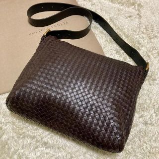 ■極美品■ BOTTEGA VENETA ボッテガヴェネタ ビーク レザー ショルダーバッグ ポシェット 斜め掛け ダークブラウン系 AL6573