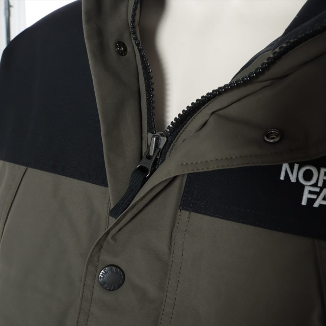 THE NORTH FACE(ザノースフェイス)のノースフェイス  ナイロン L カーキ メンズ その他アウター メンズのジャケット/アウター(その他)の商品写真