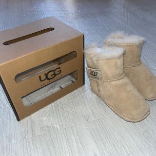 アグ(UGG)のUGG ファーストムートンブーツ　子供靴　茶色(ブーツ)