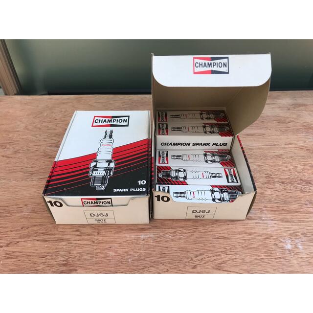 Champion(チャンピオン)のSPARK PLUGS DJ6J BM7F相当品　17本 自動車/バイクのバイク(パーツ)の商品写真