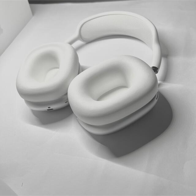 Apple(アップル)のAir Pods Max シルバー スマホ/家電/カメラのオーディオ機器(ヘッドフォン/イヤフォン)の商品写真