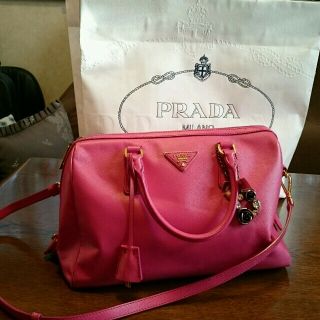 プラダ(PRADA)のプラダサフイアーノ美品正規(ショルダーバッグ)