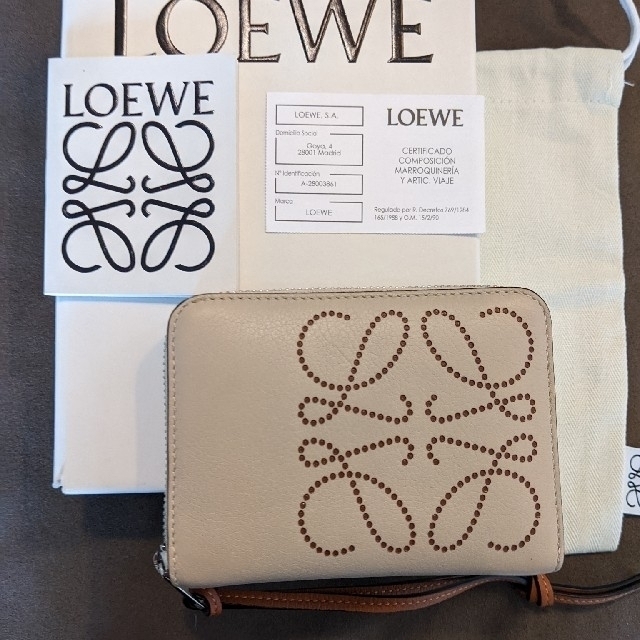 【LOEWE】ロエベミニ財布アナグラム