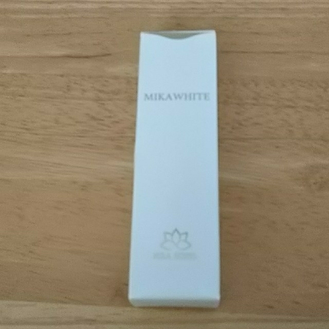 ミカホワイト  30g コスメ/美容のオーラルケア(歯磨き粉)の商品写真