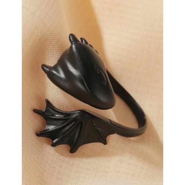ヴィンテージ黒ドラゴン指輪 ブラック龍リング  竜指輪 カッコイイ 控えめ メンズのアクセサリー(リング(指輪))の商品写真