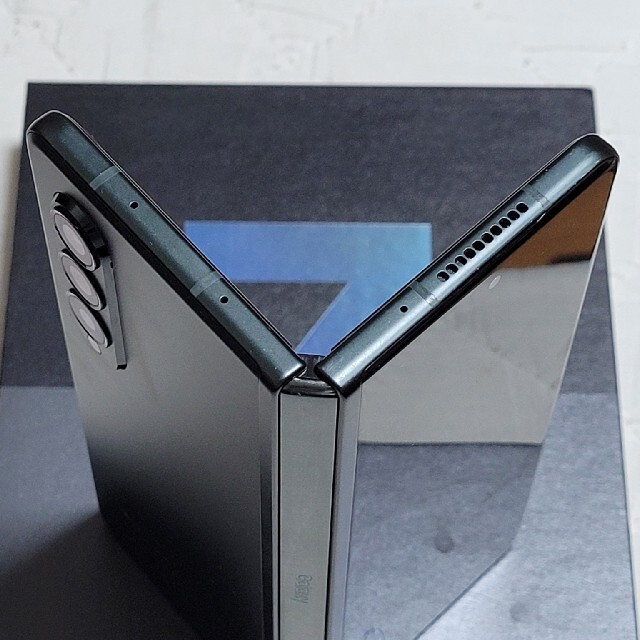 Galaxy Z Fold3 5G SCG11 SIMフリー 5