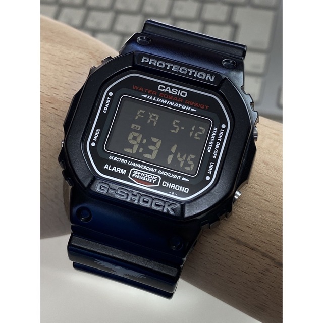 希少　Gショック  DW-5600R