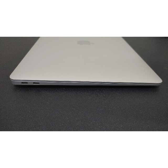 macbook air M1　8gb/256gb