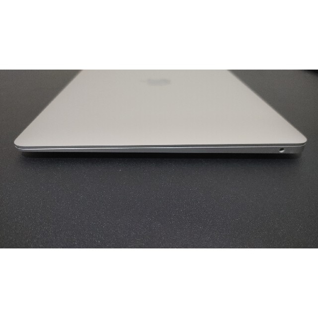 macbook air M1　8gb/256gb