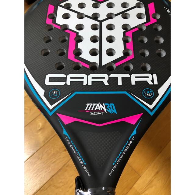 【定価42680円が40%off !】新品　パデルラケット　cartri スポーツ/アウトドアのテニス(ラケット)の商品写真