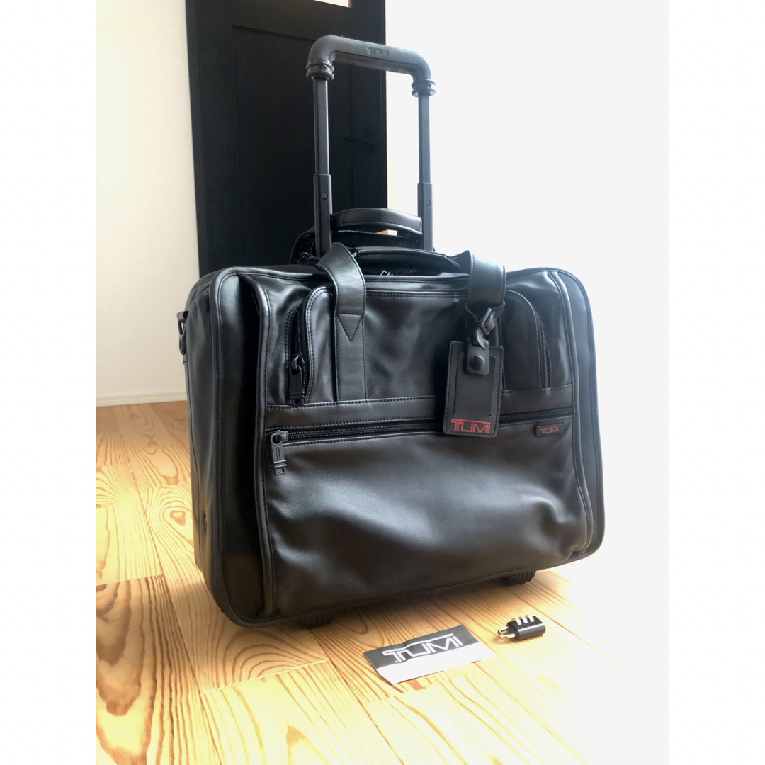 TUMI(トゥミ)のTUMI made in USA/オールレザー ビジネスキャリー トロリー メンズのバッグ(ビジネスバッグ)の商品写真