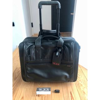 TUMI made in USA/オールレザー ビジネスキャリー トロリー