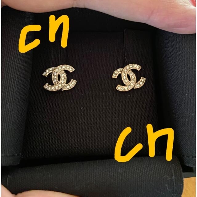 新品未使用品★CHANEL CCマーク ピアス