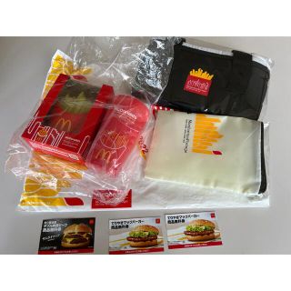 マクドナルド(マクドナルド)のマクドナルド福袋グッズ＆無料券3枚(ノベルティグッズ)