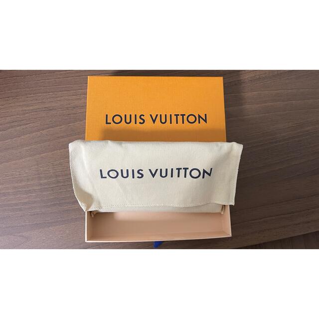 LOUIS VUITTON(ルイヴィトン)のM61697  ルイヴィトン　ポルトフォイユ・ブラザ　エクリプス　正規品 メンズのファッション小物(長財布)の商品写真