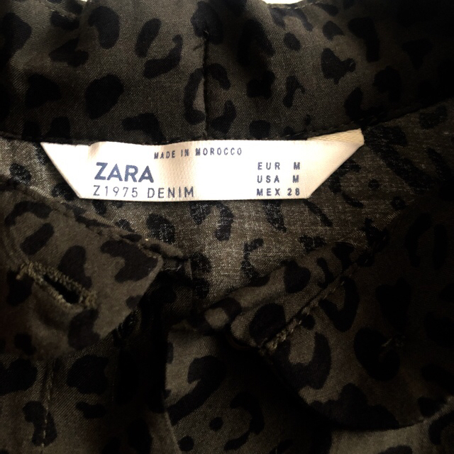 ZARA(ザラ)のZARA ザラ レオパード ブラウス シャツ レディースのトップス(シャツ/ブラウス(長袖/七分))の商品写真