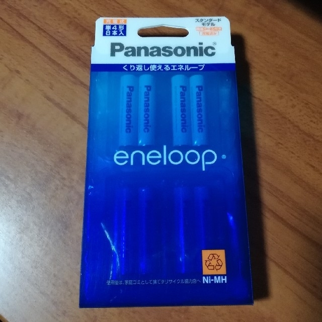 Panasonic(パナソニック)のPanasonic エネループ・スタンダードモデル（単四×8本) スマホ/家電/カメラのスマートフォン/携帯電話(バッテリー/充電器)の商品写真