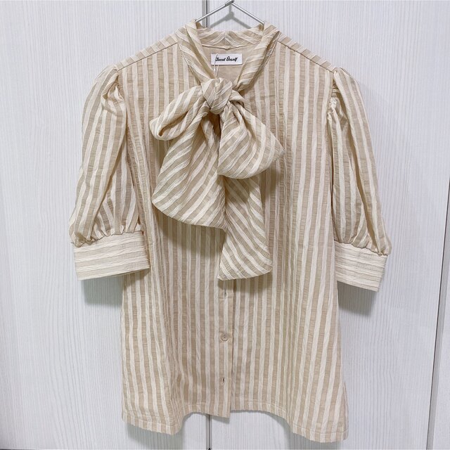 candy ribbon tie blouse リボンブラウス レディースのトップス(シャツ/ブラウス(半袖/袖なし))の商品写真