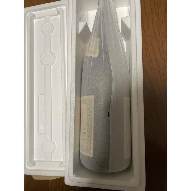 新品　森伊蔵　1800ml 5月到着分　 食品/飲料/酒の酒(焼酎)の商品写真