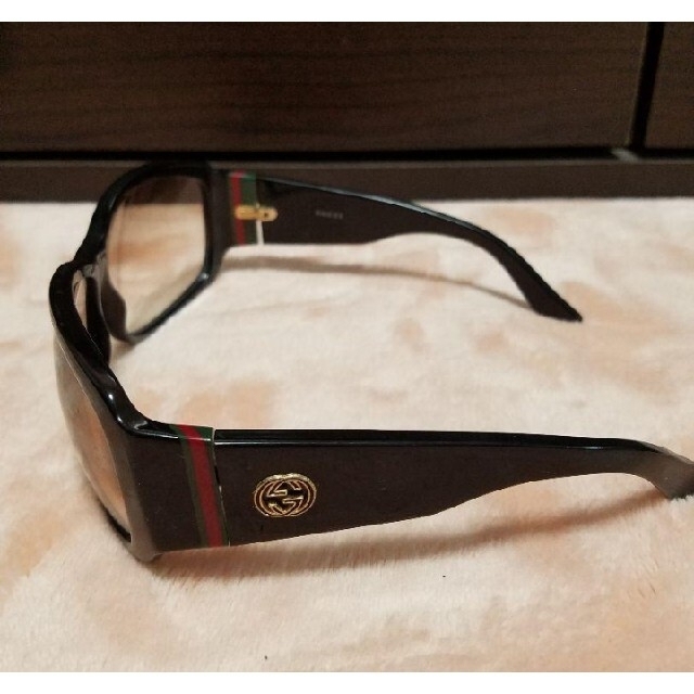 しなので Gucci GUCCI♡ブラウンサングラスの通販 by mon♡shop