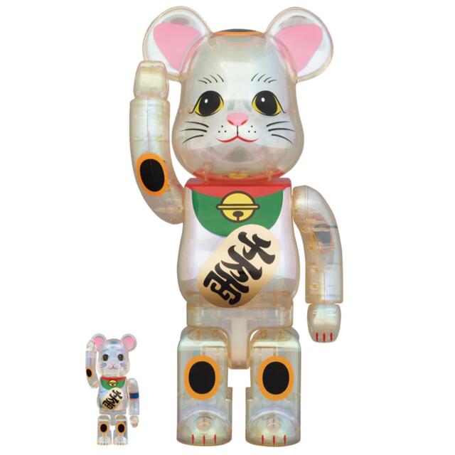 BE@RBRICK(ベアブリック)のBE@RBRICK 招き猫 透明メッキ 100％ & 400％ エンタメ/ホビーのフィギュア(その他)の商品写真